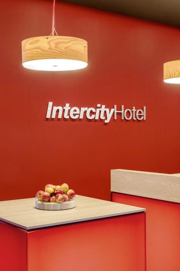 Intercityhotel Будапеща Екстериор снимка